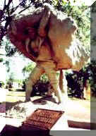 Monumento al Yerbatero