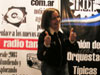 Stella Diaz, cantante y motociclista, en el stand