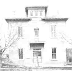 WESTMORELAND COURT HOUSE AROUND THE TURN OF THE CENTURY