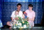 Family.jpg (78334 bytes)