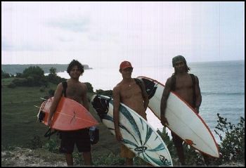 Meus companheiros de surfe em Bali