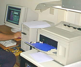 01.jpg (43396 bytes)