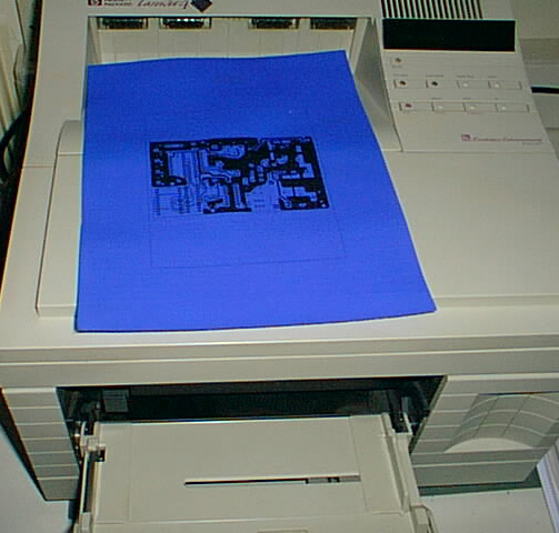 02.jpg (77557 bytes)