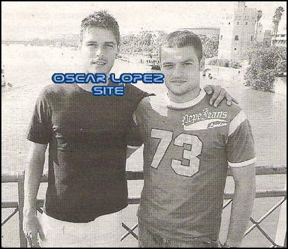 Con su hermano en Sevilla (12/08/05)