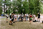 de wandelgroep bij de briefing van Jeanne-Marie op de eerste dag (2)