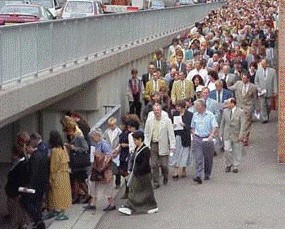 Testemunhas de Jeov� protestam