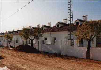 casas2.jpg (11016 bytes)