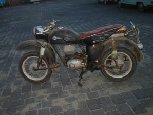 MZ ES 175
