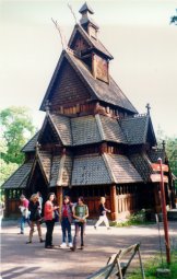 Osloko elizetako bat. Klik egin handiago ikusteko