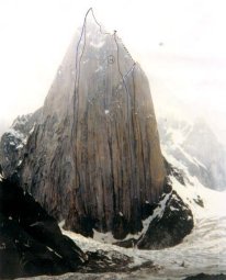 Shipton Spire. Klik egin handiago ikusteko