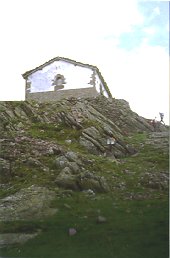 Ermita y cima del Mendaur