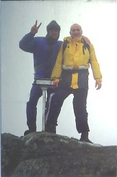 Josu eta Mikel Cotero gainean