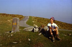 Euge 212. mugako trikuharriaren ondoan, Organbide lepoan