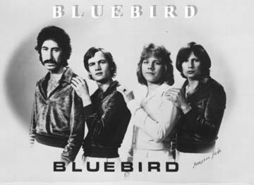 International Quartett 
BLUEBIRD 1976 - 77, best�ende af: Martin Contra (Tjekker), Matthew Collins (Engelsk),
Renarto Regoni(Italiensk), Ove Grand Petersen(Dansk).