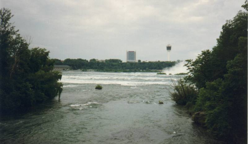 Here's One of the Smallest Elevated Towers in the Niagara Falls Region