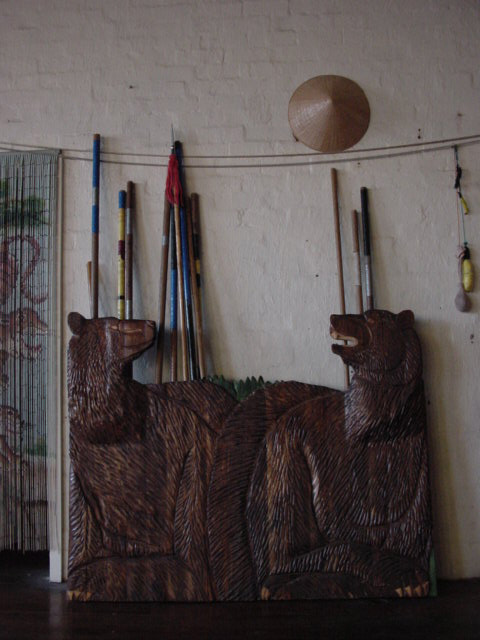 Staff stand