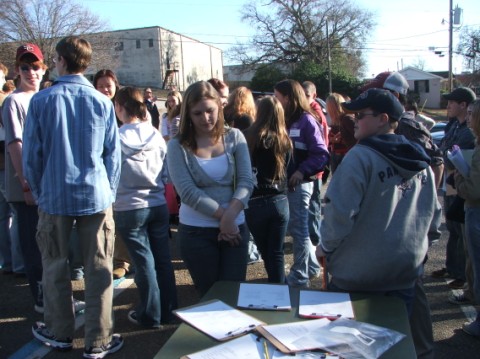 Delegates first gathering at Memorial Park