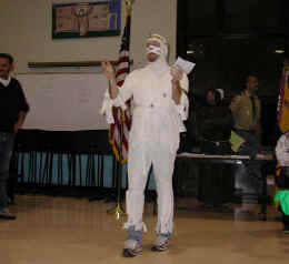 halloween01-10.jpg (81840 bytes)