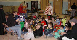 halloween02-10.jpg (105619 bytes)