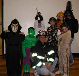 halloween08-10.jpg (94276 bytes)