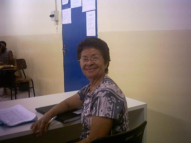 Professora Marinalva, na recep��o do Supletivo Modular