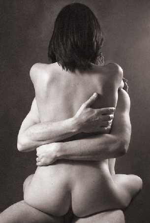 y hacerte temblar de pasi�n;
sentir correr tu llanto,
saber que eres mi hombre
�y yo... sentirme tu mujer!