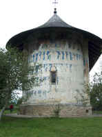 East apse.jpg (291999 bytes)