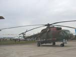 Helic&oacute;ptero combativo nocturno de transporte MI-17N. Bur&oacute; dise&ntilde;ador "Mil".