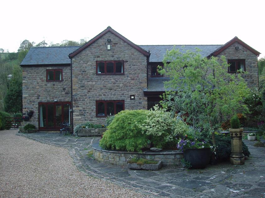 HOUSE FOR SALE IN PANDY NEAR GLYN CEIRIOG, NEAR LLANGOLLEN, NORTH WALES