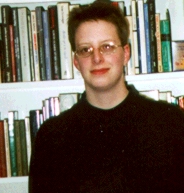 Moi devant ma biblioth�que