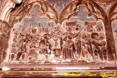 Relieve sobre el milagro en la Capilla de los Sagrados Corporales de la iglesia Colegial de Daroca