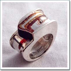Plata, cobre, bronce y &eacute;bano