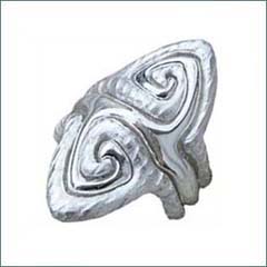 Anillo dual en plata pulida y texturada