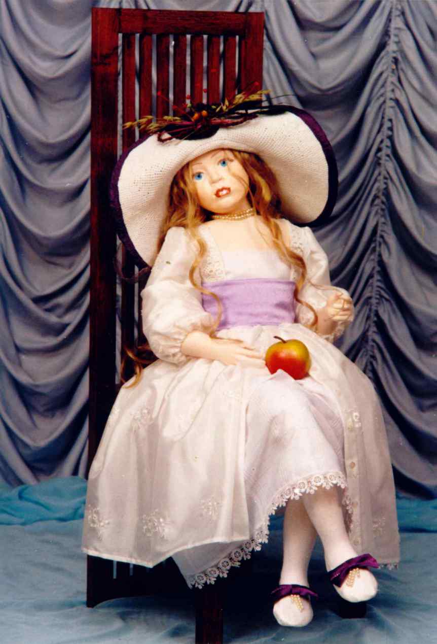 MissLita.jpg (215833 bytes)