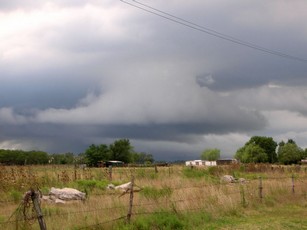 Tormenta en Etcheverry