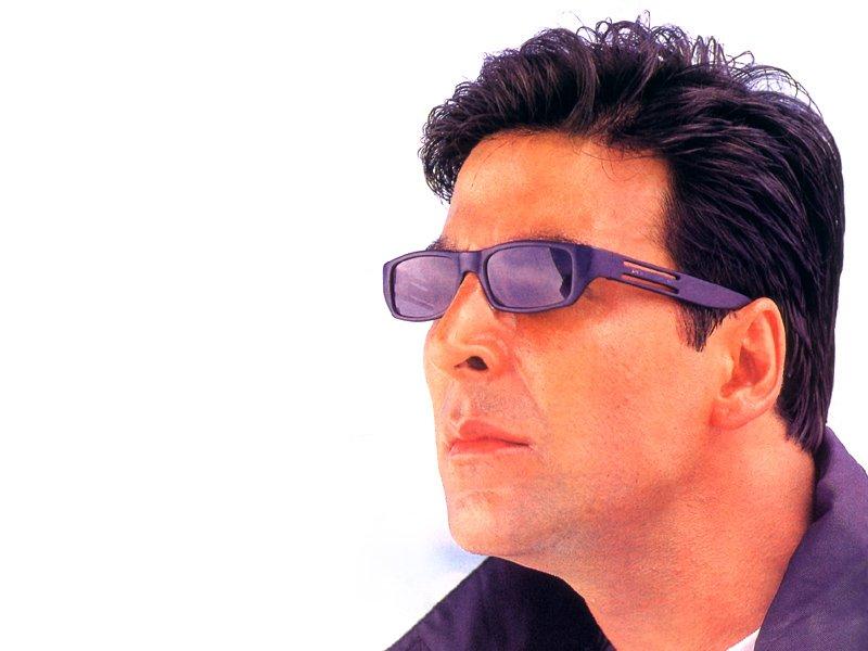 AKSHAY KUMAR