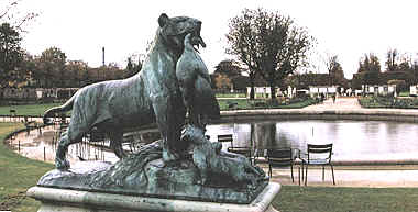 Lion in front of Louvre