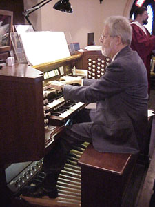 Organist Will Headlee