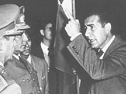 manguerazo.gif (49029 bytes)