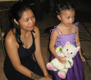 Cute Flower Girl Iya