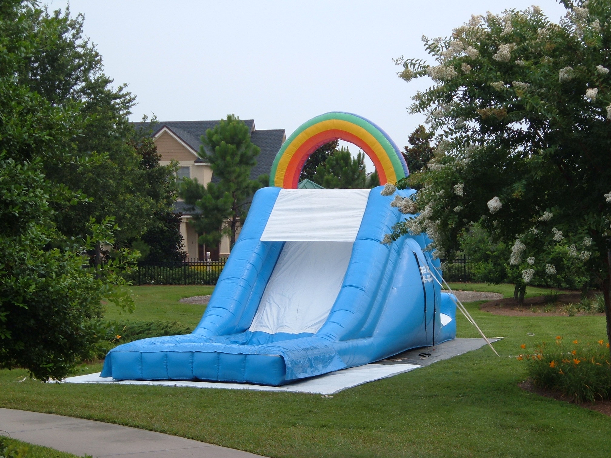 Party Time Bounce LLC! Crestview Florida's First Choice for Inflatable