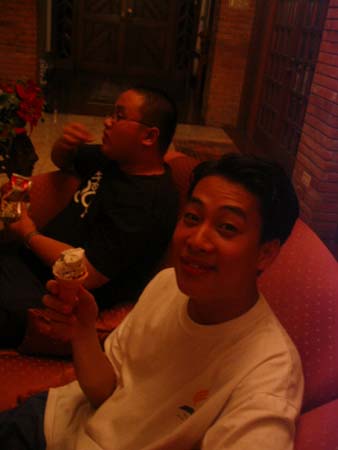 100-0074_IMG