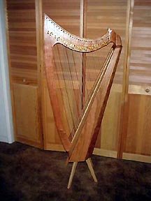 Betsy's 34 string in low head style