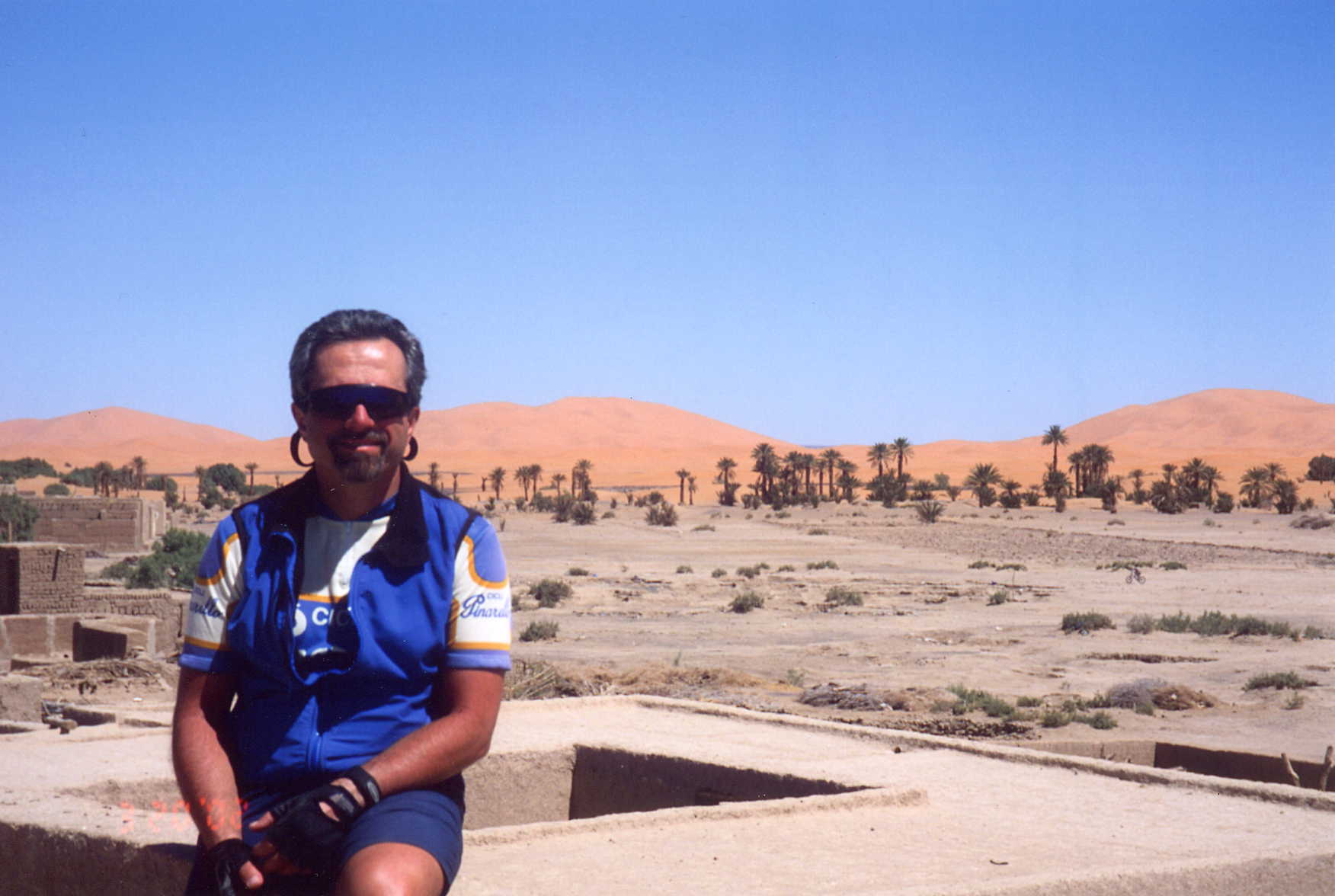 Click on the sand dunes behind me to go to my MOROCCO 2002 page.