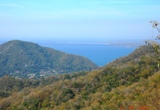 Even though Hwy 200 runs relatively close to the coast there are very few views of the Pacific. Dense jungle vegetation and the surrounding hills get in the way. This spot is about 15km north of Barra as you reach the summit&nbsp; of a long climb.