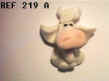 219 A VACHE ASSISE JAUNE.JPG (8480 octets)