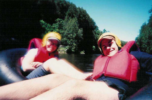 tubing, elora gorge, 2003