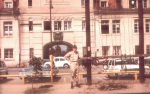 resz.jpg (14641 bytes)