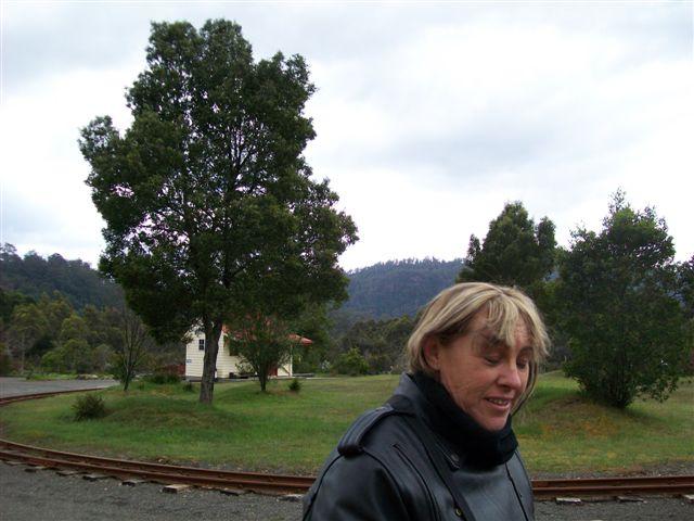 010.JPG