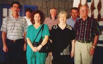 family92.jpg (27039 bytes)